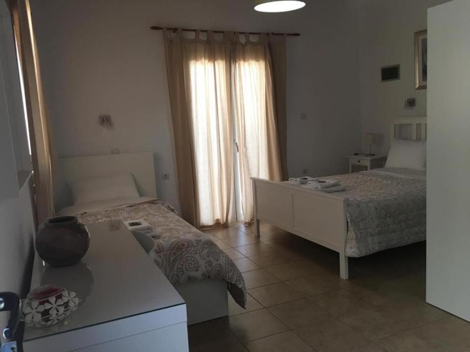 Ferienwohnung Maistrali Studio With Sea View Loutro Exterior foto