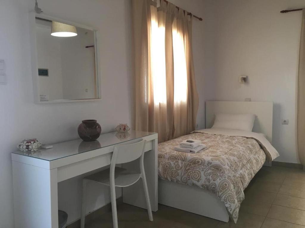 Ferienwohnung Maistrali Studio With Sea View Loutro Exterior foto