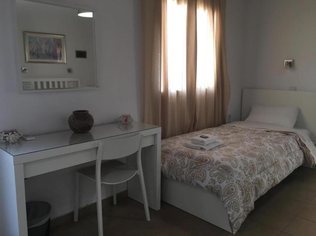 Ferienwohnung Maistrali Studio With Sea View Loutro Exterior foto